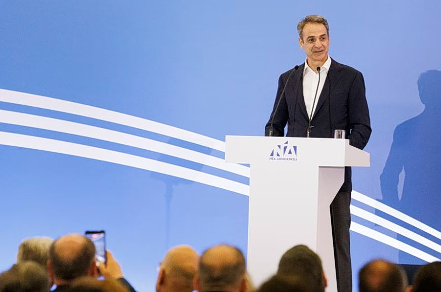 Μαξίμου: Επιμένουν οι εισηγήσεις για εκλογές το Φθινόπωρο – Τι ζυγίζει ο Μητσοτάκης