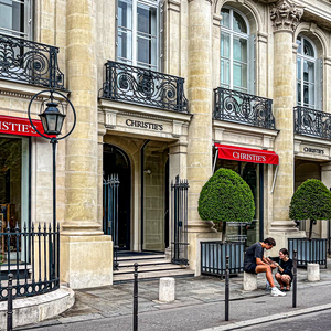 Christie’s: Έργα των Πόλοκ και Μπρανκούζι σπάνε το φράγμα των 100 εκατ.