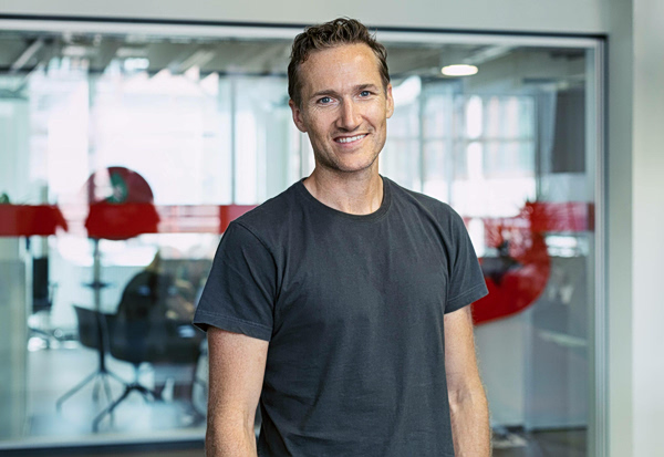 Delivery Hero: Ήρθε η ώρα της μετάβασης – Παραιτείται ο CEO