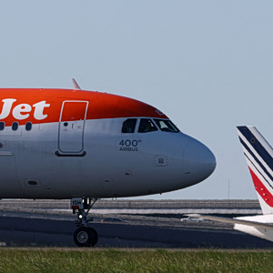 easyJet: Ισχυρές λειτουργικές επιδόσεις και πληρότητα 90% στο α΄εξάμηνο