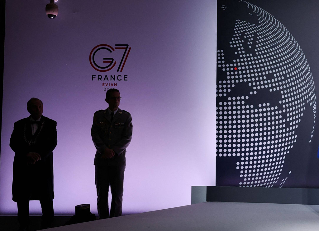 G7 των νέων: Είμαστε τα θύματα όλων των κρίσεων