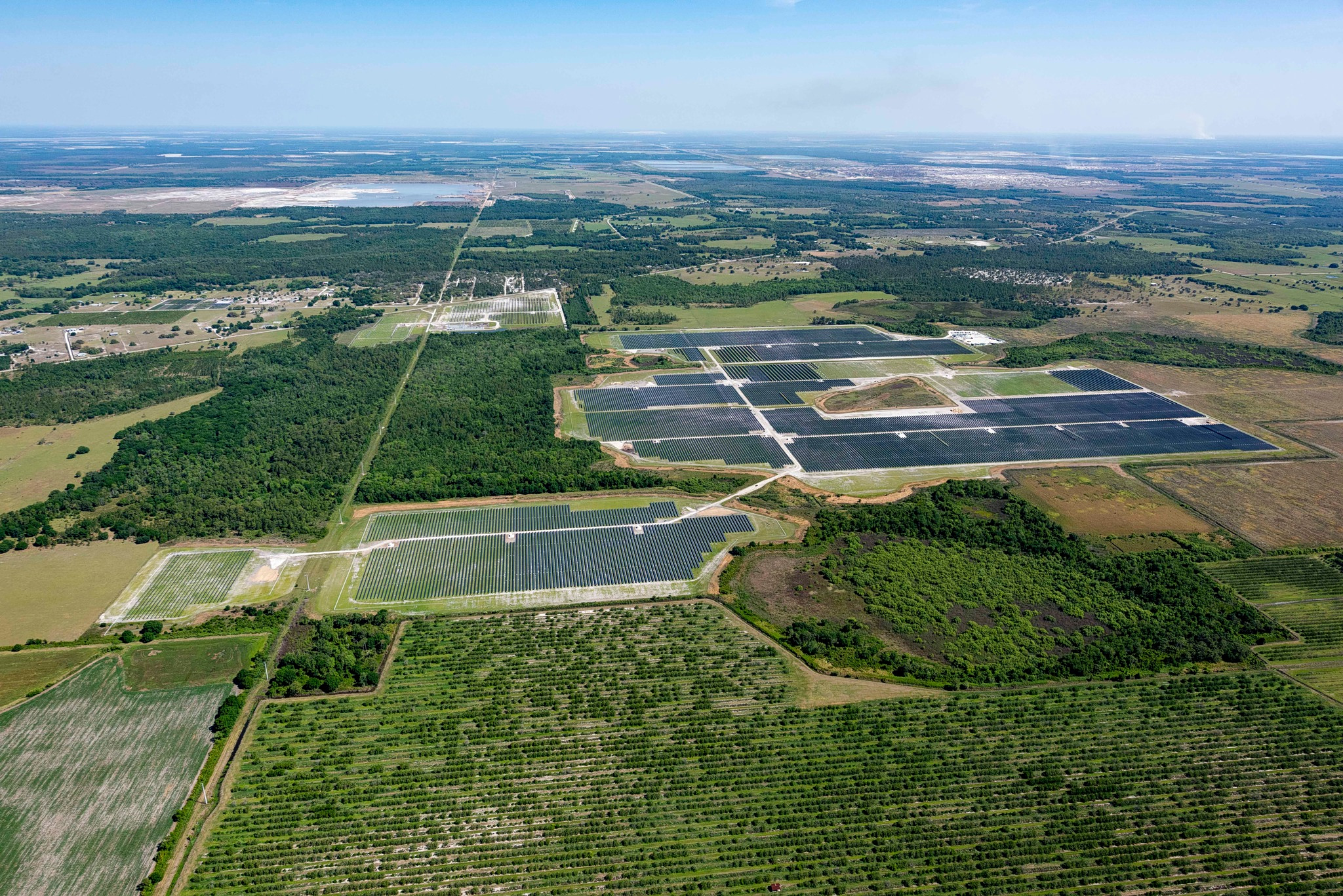 NextEra: Συμφωνία 67 δισ. δολ. για την απόκτηση της Dominion Energy