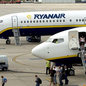 Ryanair – Fraport: Σύγκρουση για τις χρεώσεις στα ελληνικά αεροδρόμια