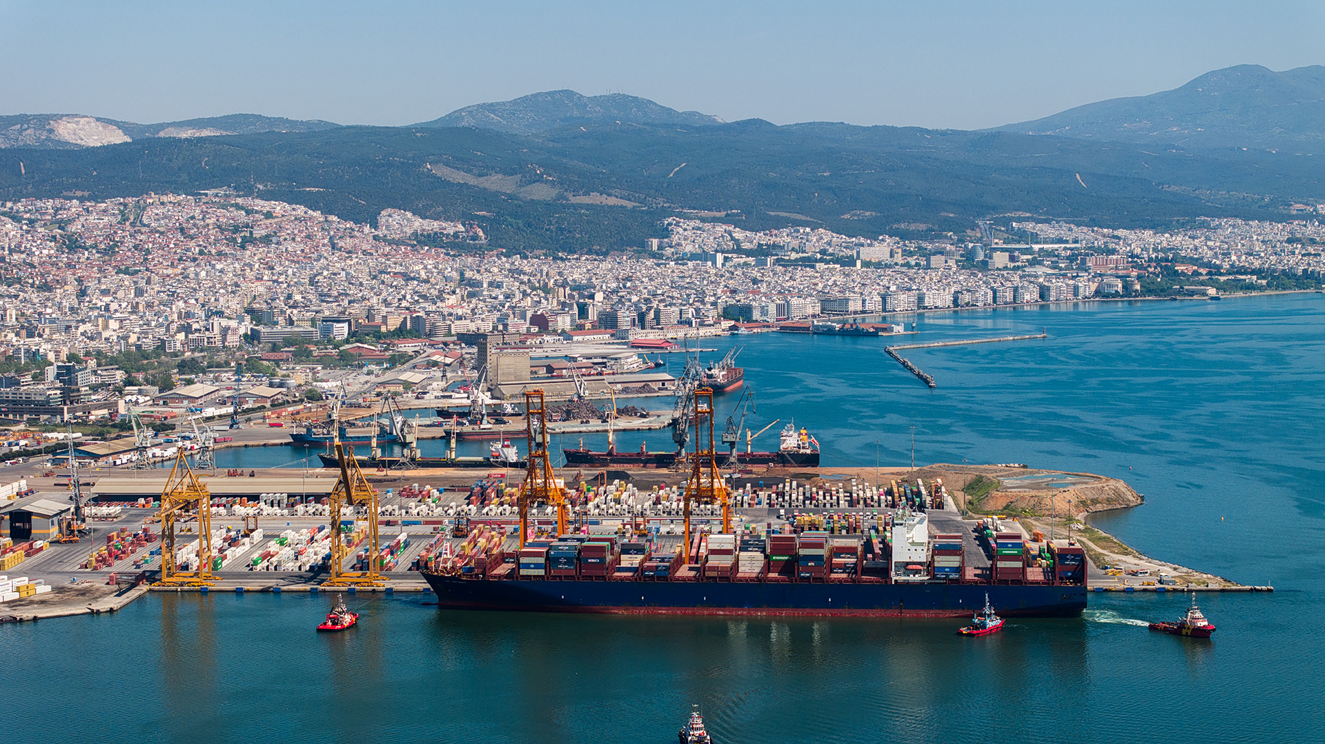 ΟΛΘ: Ιστορικά υψηλές επιδόσεις το 2025