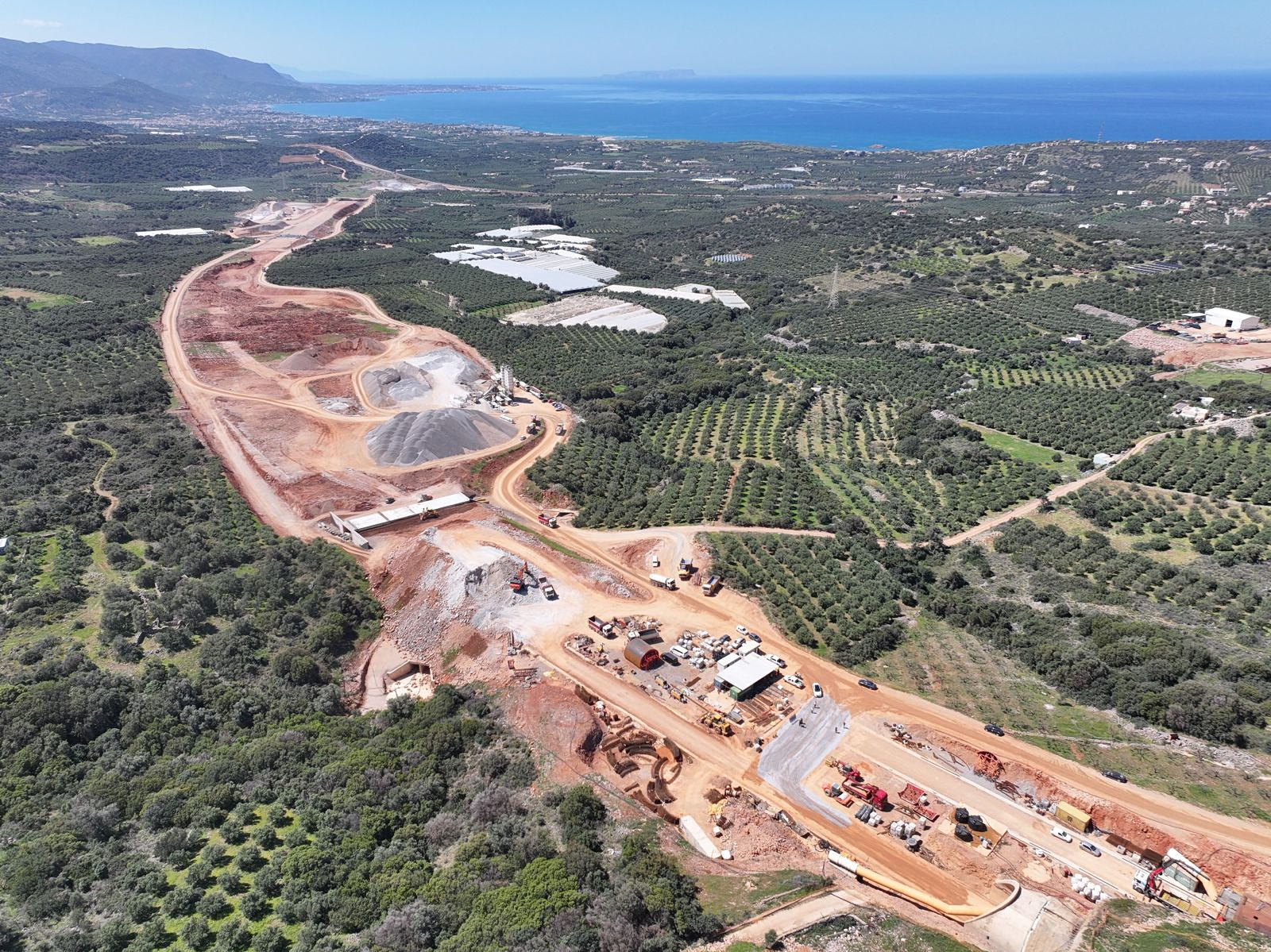 Κατασκευαστικές: Ρεκόρ με 18,56 δισ. ευρώ ανεκτέλεστο έργων