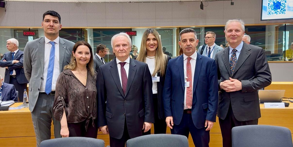 Ανδριανός: Ενεργή στήριξη των παραγωγών της ΕΕ