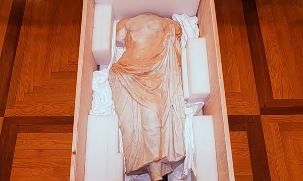 Stolen Antiquities Return Home to Greece
