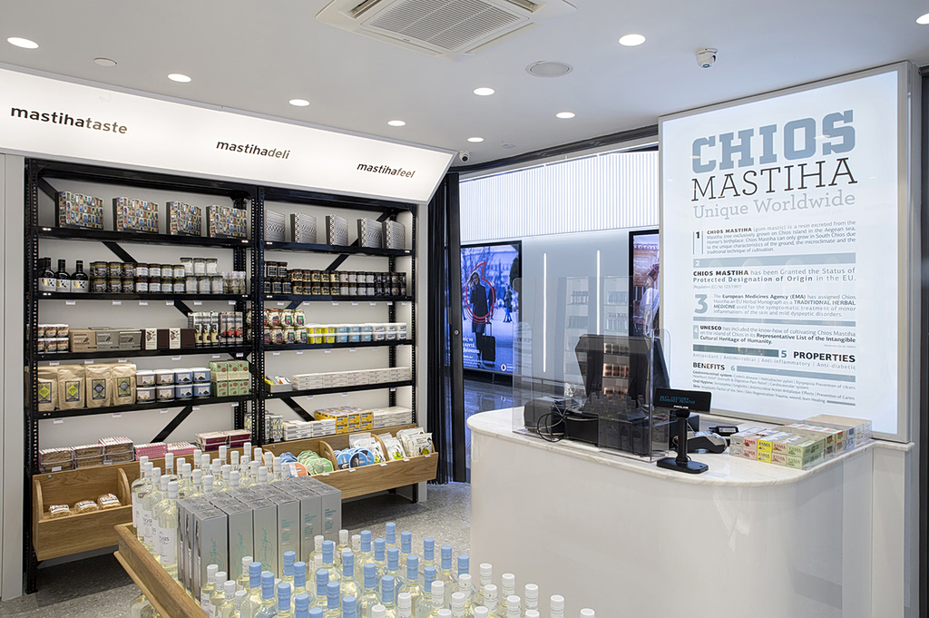 Mediterra: Εδραιώνεται σε κομβικά αεροδρόμια με mastihashop corners