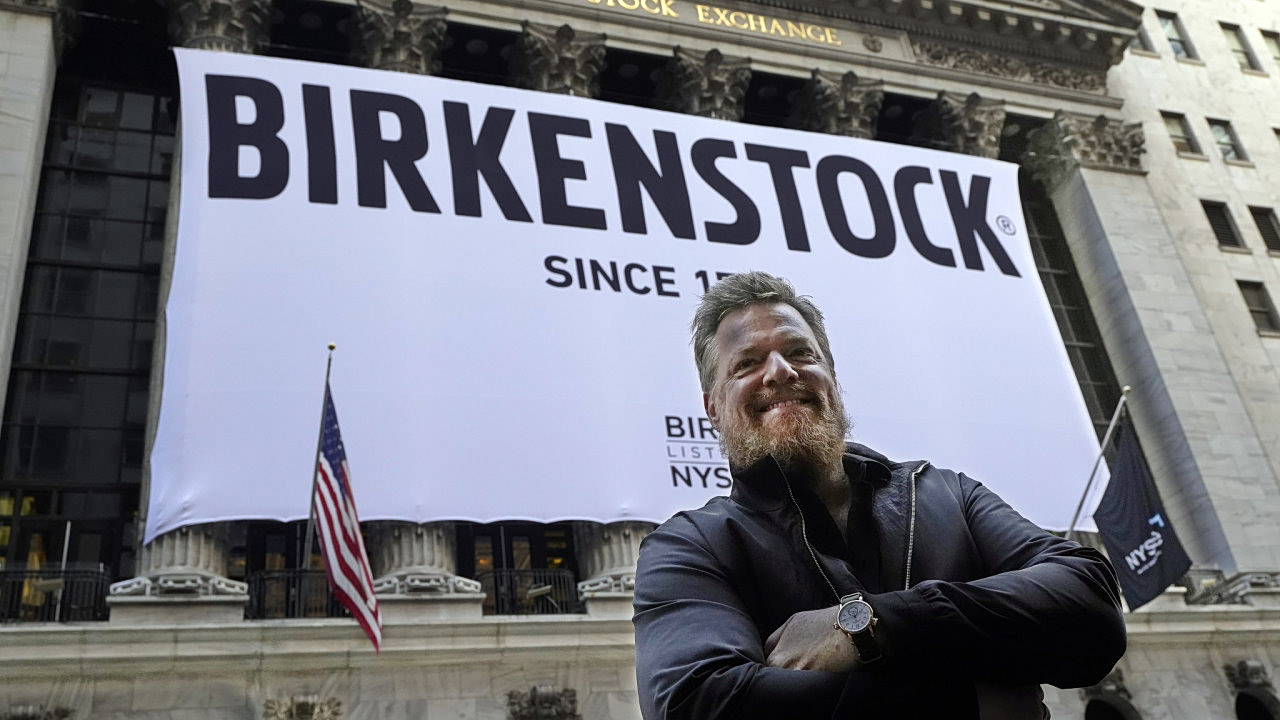 Birkenstock: Αμετάβλητοι οι στόχοι της – Γιατί απογοήτευσε τους επενδυτές