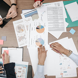 Family Offices: Οι πλουσιότεροι επενδυτές αποσύρουν κεφάλαια από τις ΗΠΑ
