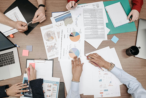 Family Offices: Οι πλουσιότεροι επενδυτές αποσύρουν κεφάλαια από τις ΗΠΑ