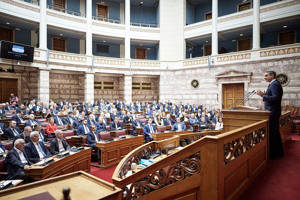 Αιχμές, «καρφιά» και «μαχαιρώματα» – Όλα όσα έγιναν στην Κ.Ο. της ΝΔ