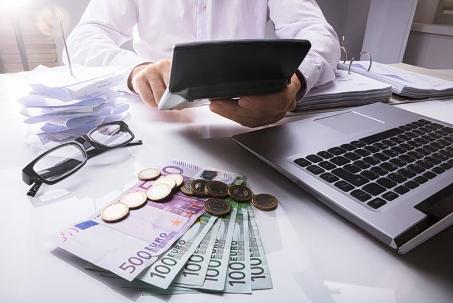 Φοροδιαφυγή: Έρχεται νέα πλατφόρμα καταγγελιών – Ποιοι μπαίνουν στο στόχαστρο