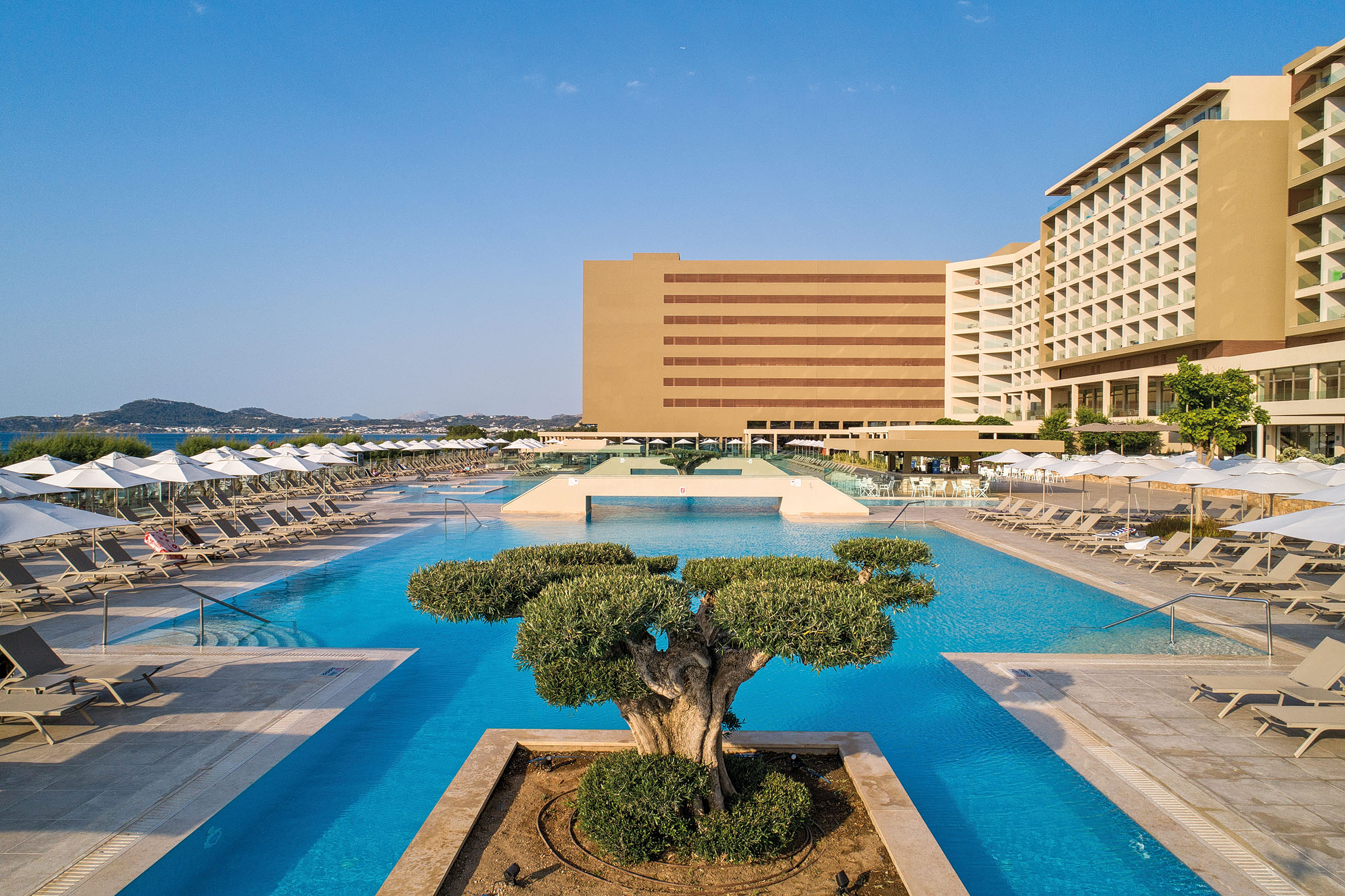 Louis Hotels: Επενδύσεις 60 εκατ. για την αναβάθμιση των ξενοδοχείων – Ποντάρει στο last minute 
