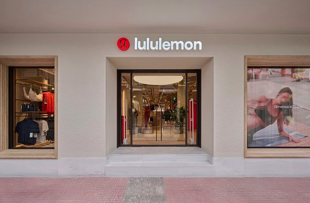 Lululemon: Ουρές στο πρώτο ελληνικό κατάστημα