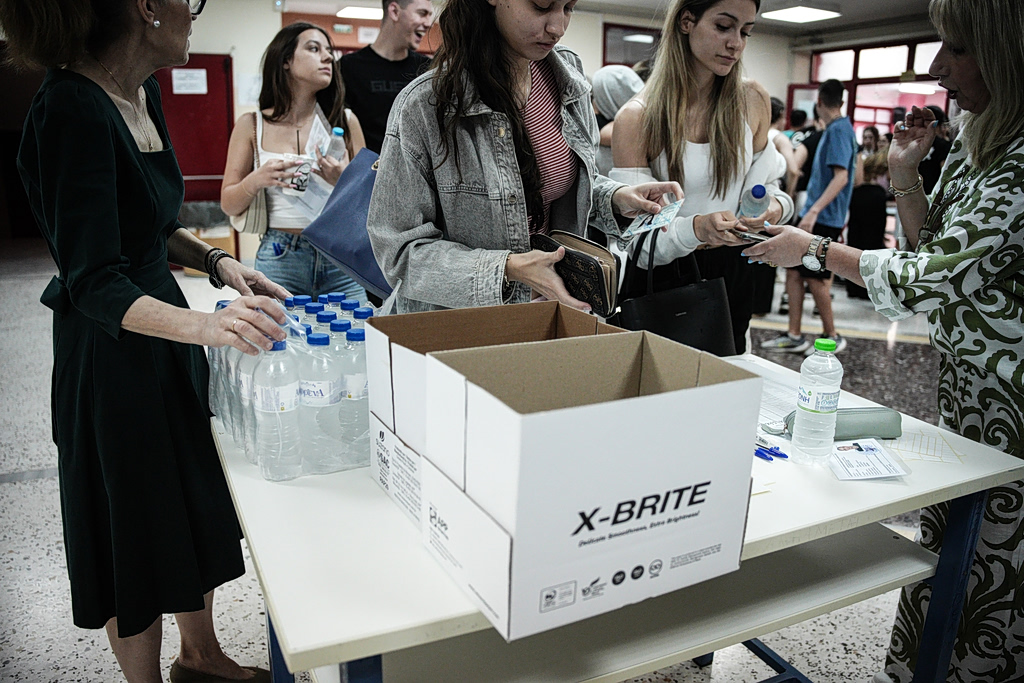 Πανελλαδικές 2026: Αυτά είναι τα θέματα στα Νέα Ελληνικά για τα ΕΠΑΛ
