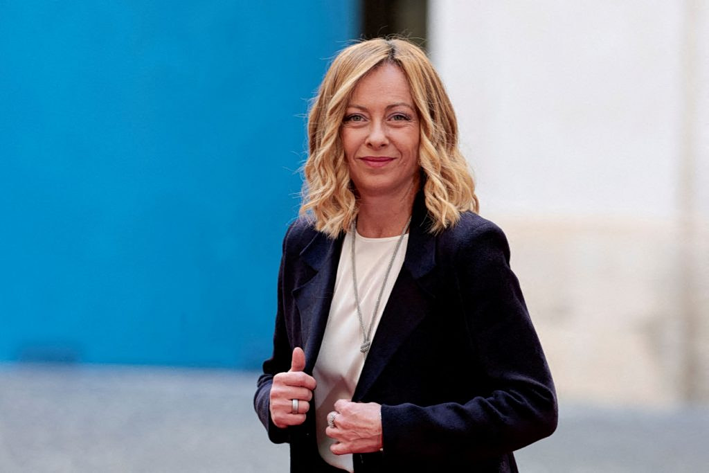 Ιταλία: Η Μελόνι περιορίζει την μείωση των φόρων στο πετρέλαιο κίνησης