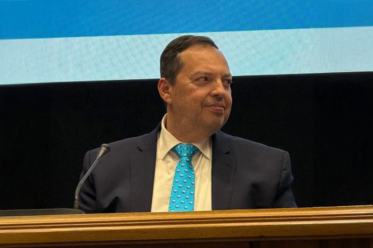 Μηνάς Παπαδάκης: Οι ελλείψεις στο θεσμικό πλαίσιο επιβραδύνουν τις επενδύσεις
