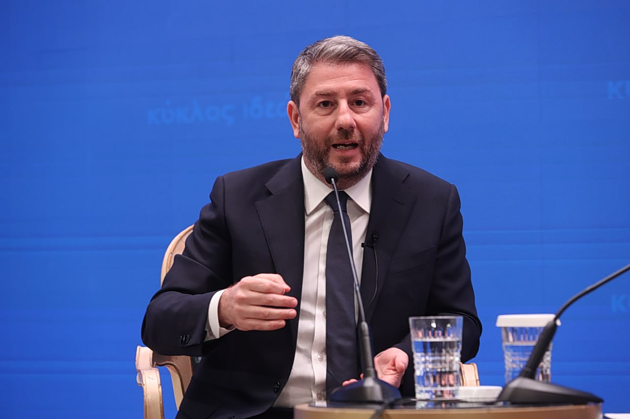 Ανδρουλάκης: «Να μάθουμε το λόγο που με παρακολουθούσαν»