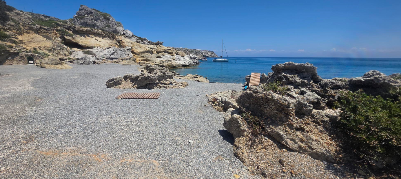 ΕΤΑΔ: Διασφάλιση ελεύθερης πρόσβασης στον αιγιαλό Ιαματικών Πηγών Καλλιθέας Ρόδου