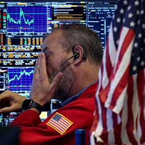 Wall Street: Πιέσεις μετά τα στοιχεία πληθωρισμού και το νέο άλμα στο πετρέλαιο
