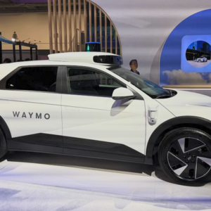 Ρομποταξί: Η Waymo ανακαλεί 3.800 οχήματα λόγω προβλήματος στο λογισμικό αυτόνομης οδήγησης