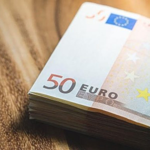 ΟΠΕΚΑ: Την Παρασκευή καταβάλλονται τα επιδόματα – Οι κατηγορίες