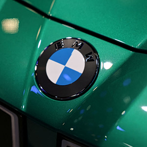 BMW: Yποβαθμίζει τις προβλέψεις για το 2026 λόγω Μέσης Ανατολής και Κίνας