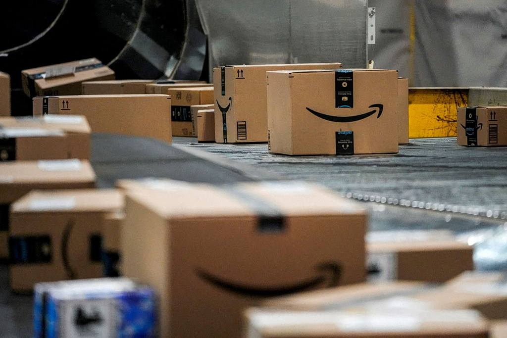 Amazon Prime Day: Οι Αμερικανοί κυνηγούν τις προσφορές καθώς πιέζονται τα νοικοκυριά