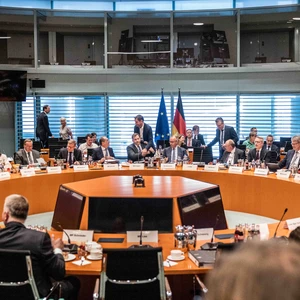Γερμανία: Από ατμομηχανή της Ευρώπης σε οικονομία που αναζητά νέα πορεία