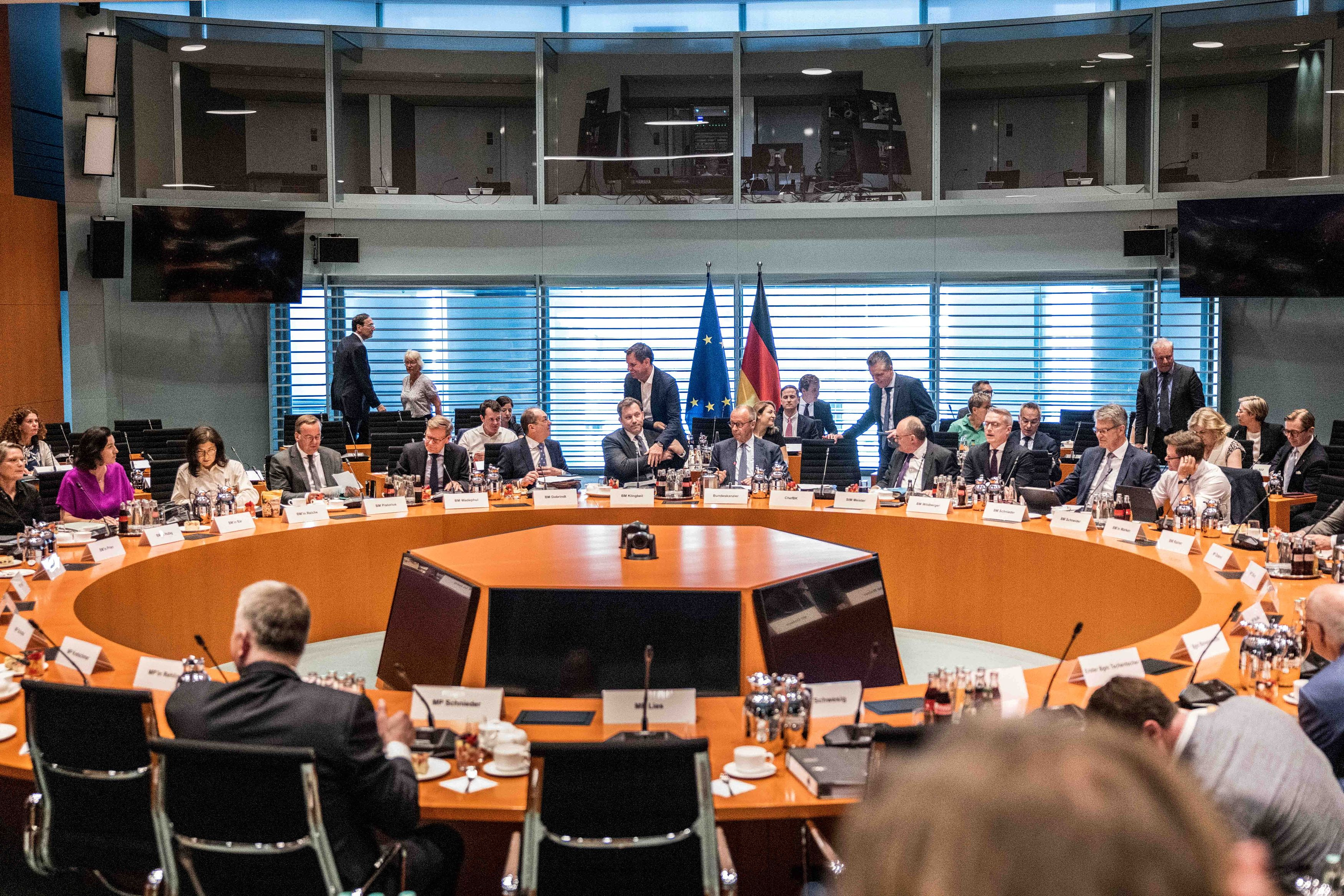 Γερμανία: Από ατμομηχανή της Ευρώπης σε οικονομία που αναζητά νέα πορεία
