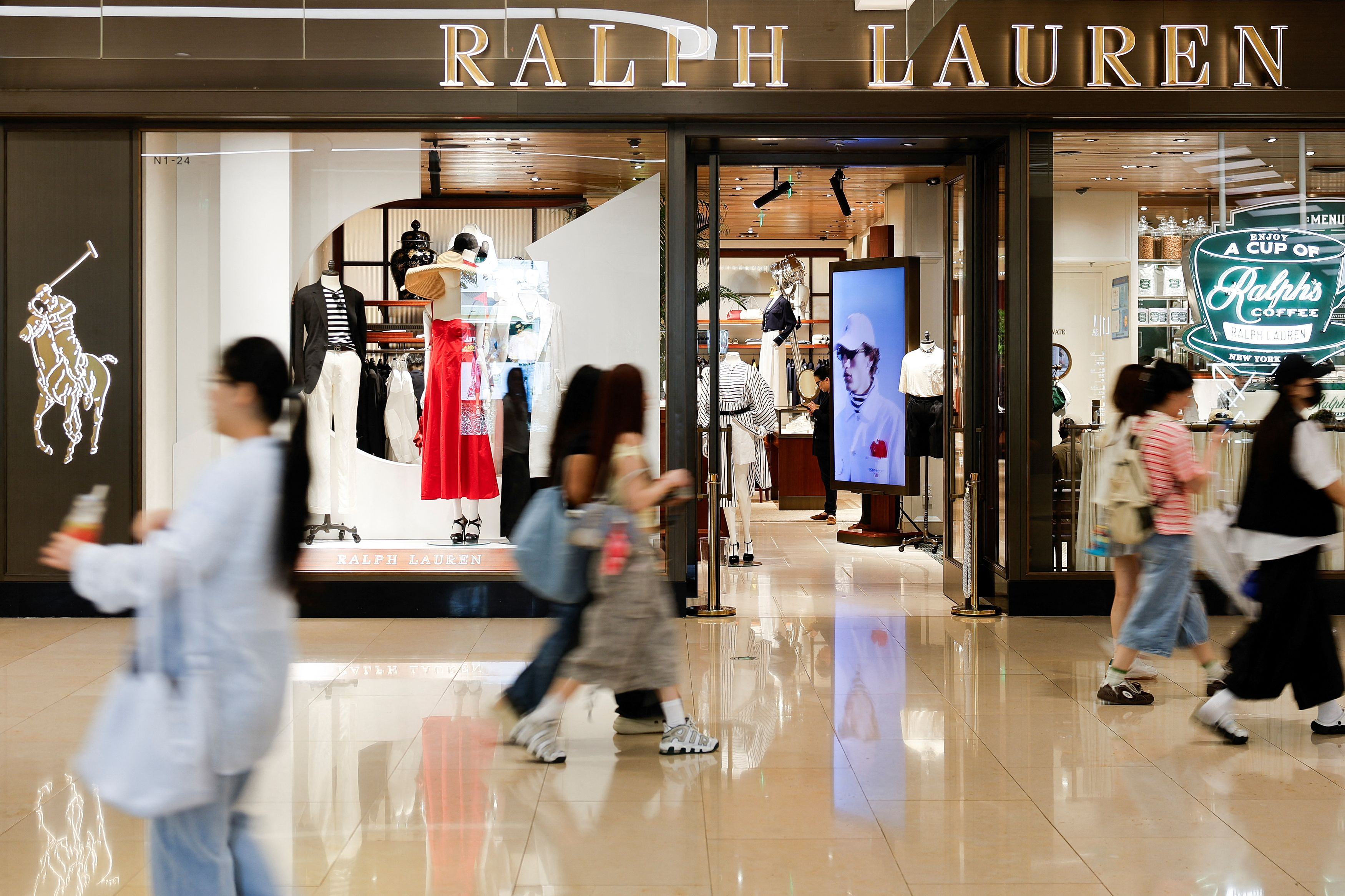 Ralph Lauren: Το «αμερικανικό όνειρο» που απογειώνει τις πωλήσεις στην Κίνα