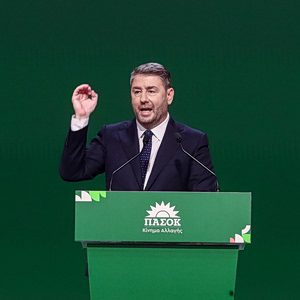 Ανδρουλάκης για Ανδρέα Παπανδρέου: Τριάντα χρόνια μετά εμπνέει τους αγώνες της γενιάς μας