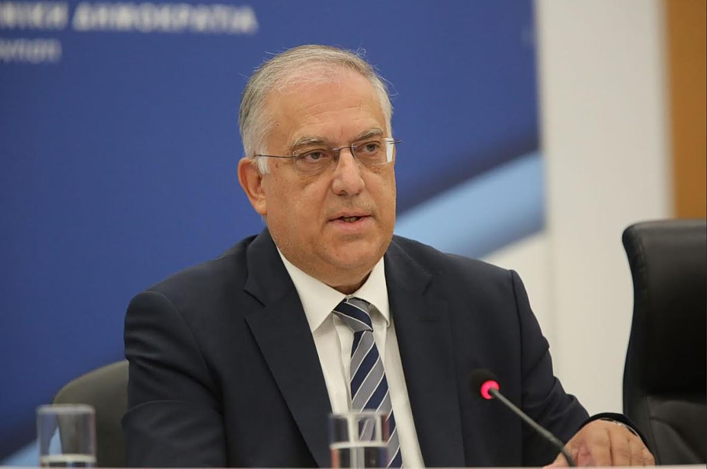 Θεοδωρικάκος: Τέλος το πλαφόν – Δέσμευση για πάγωμα τιμών