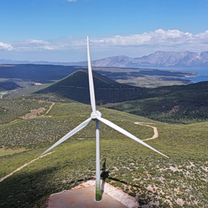 Μotor Oil: Διπλό deal στις ΑΠΕ – Πουλάει 1,2 GW σε φ/β και αιολικά στη ΔΕΗ