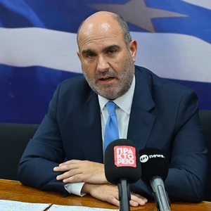 ΔΕΘ 2026: Συνάντηση Μαρκόπουλου με φορείς για φόρους, ΦΠΑ και οφειλές