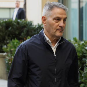 Αρι Εμάνουελ: Σε συνομιλίες για την αγορά του ομίλου θεαμάτων ATG