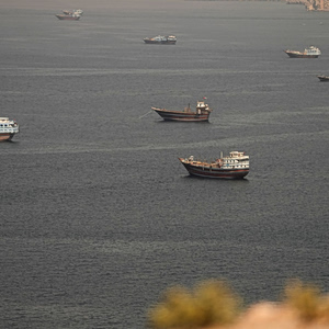 Στενά του Ορμούζ: Πέρασαν τα πρώτα δεξαμενόπλοια στο πλαίσιο της συμφωνίας ΗΠΑ – Ιράν