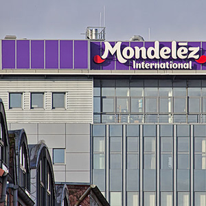 Mondelez: Υπερασπίζεται την παραμονή της στη Ρωσία παρά τις επικρίσεις για τον πόλεμο στην Ουκρανία