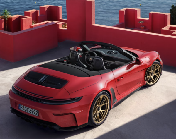 Porche: Αυξήσεις 20% στα κορυφαία μοντέλα