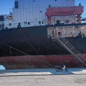 ΑΑΔΕ: Μπλόκο σε πλοίο στο λιμάνι του Βόλου με 12.300 λίτρα λαθραίων καυσίμων