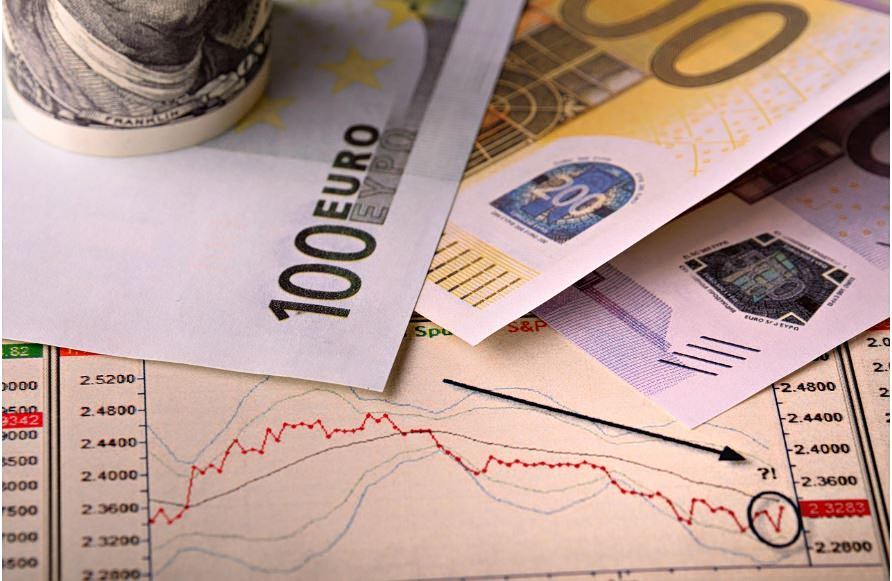 ΑΑΔΕ: Πότε η μεταφορά σε κοινό λογαριασμό φορολογείται – Τι πρέπει να προσέξετε