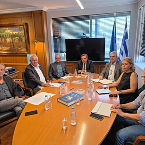Κρασί: Πώς θα διασφαλιστεί το μέλλον του ελληνικού αμπελώνα