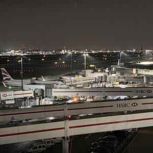 Heathrow: Οριακό το οικονομικό όφελος από τον τρίτο διάδρομο