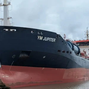 Disabled Tanker Towed to Safety After Malfunction in Central Aegean