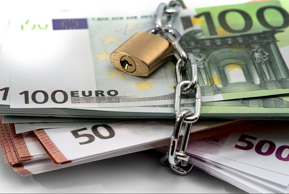 Τραπεζικοί λογαριασμοί: Πώς αποδεσμεύονται – Τα βήματα