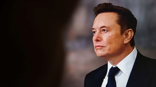 Musk Eyes Tesla-SpaceX Merger and a Path to Trillionaire Status