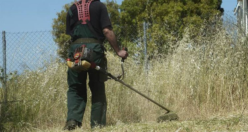 Ακαθάριστα οικόπεδα: Σαρωτικοί έλεγχοι και πρόστιμα
