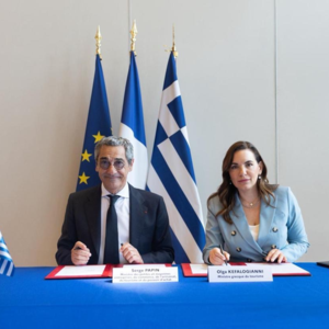 Κεφαλογιάννη: Εμβάθυνση συνεργασίας με Γαλλία στον τουριστικό κλάδο