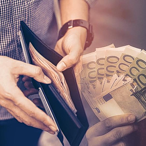 ΕΛΣΤΑΤ: Αυξήθηκε 6,4% το μισθολογικό κόστος στην Ελλάδα το πρώτο τρίμηνο
